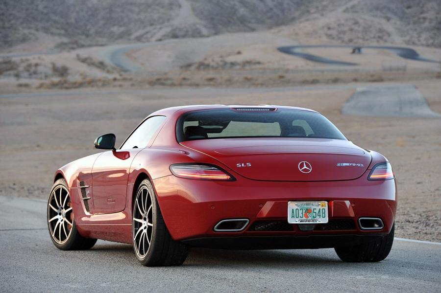  Mercedes-Benz SLS AMG GT 2013 года  (фото 12 из 110)